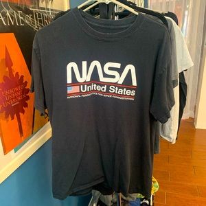 NASA LOGO TEE SHIRT LARGE